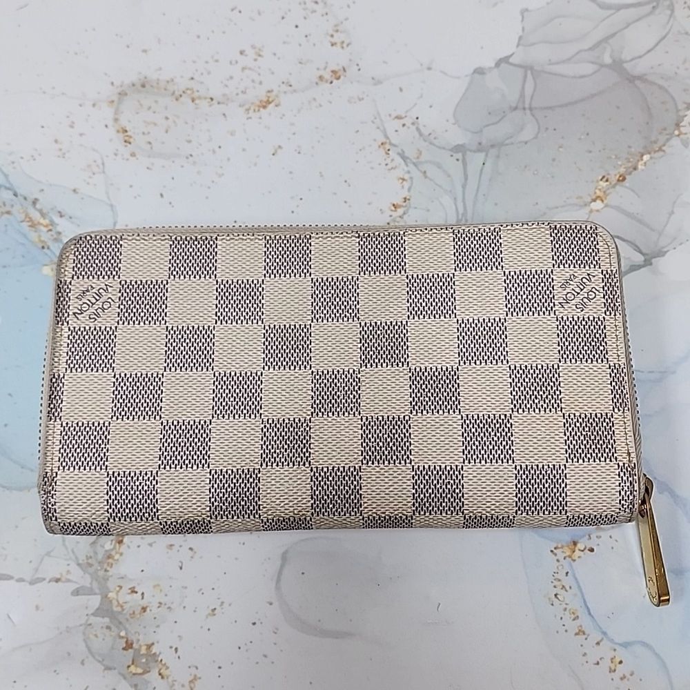 Authentic Louis Vuitton Damier Azur Zippy Zip Around Wallet